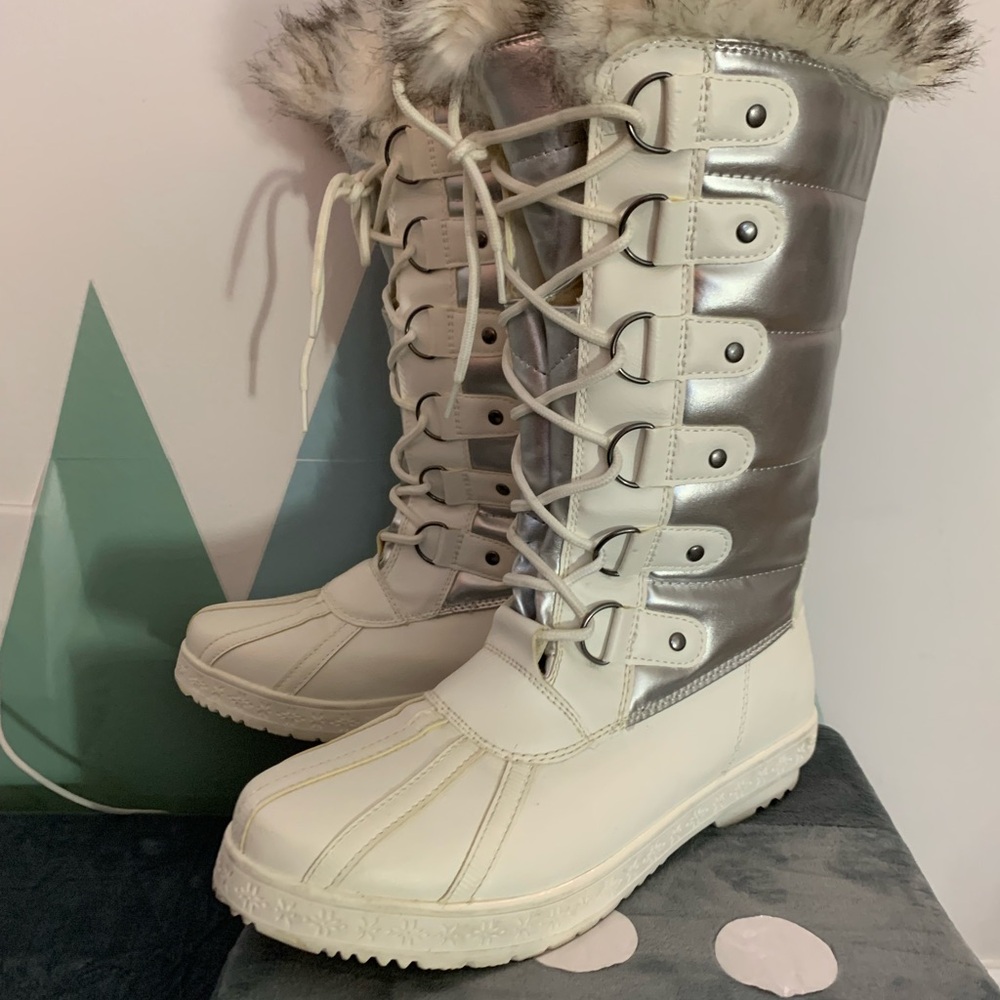 Women's White and Silver Winter Boots